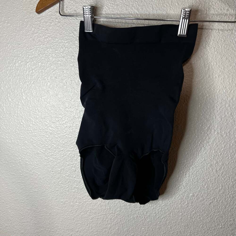 Skims black high rise shapewear briefs 2XL/3XL